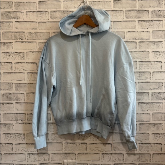 Women’s wild fable blue ombré hoodie sweatshirt size small - Picture 1 of 4